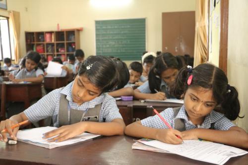 CALLIGRAPHY HANDWRITING COMPETITION (13)