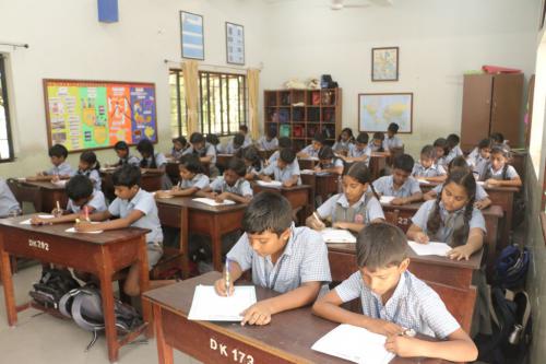 CALLIGRAPHY HANDWRITING COMPETITION (16)