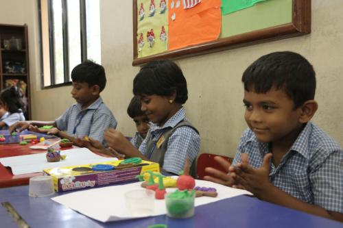 CLAY MODELING COMPETITION (2)