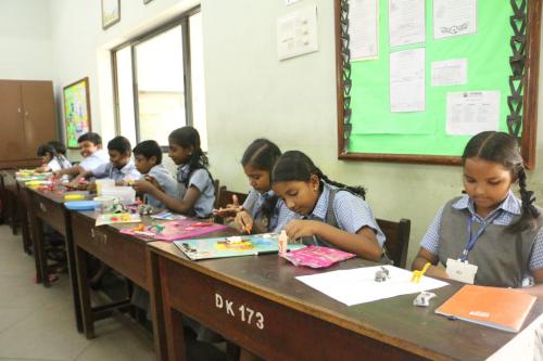 CLAY MODELING COMPETITION (30)
