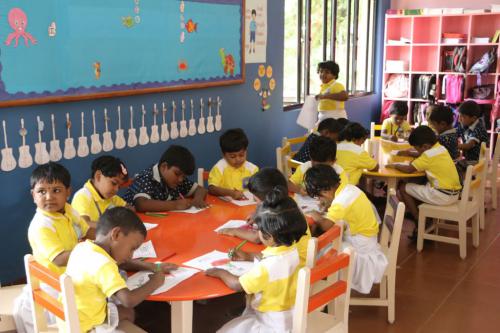 COLOURING_COMPETITION (1)