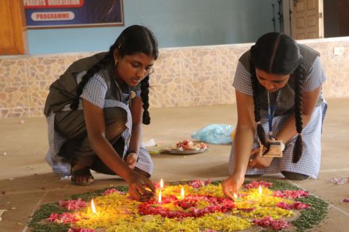 FLOWER CARPET AND MASK MAKING (8)