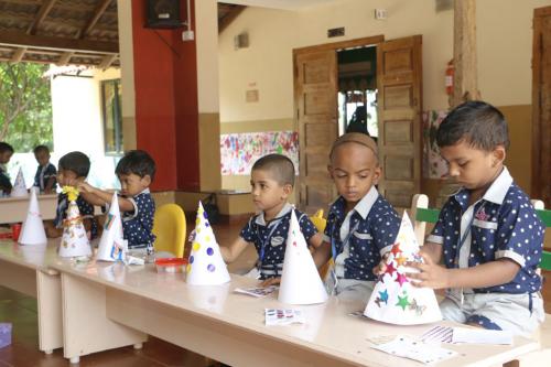 HAT DECORATION COMPETITION (1)