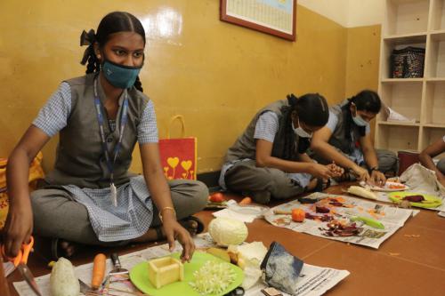VEGETABLE CARVING COMPETITION (10)